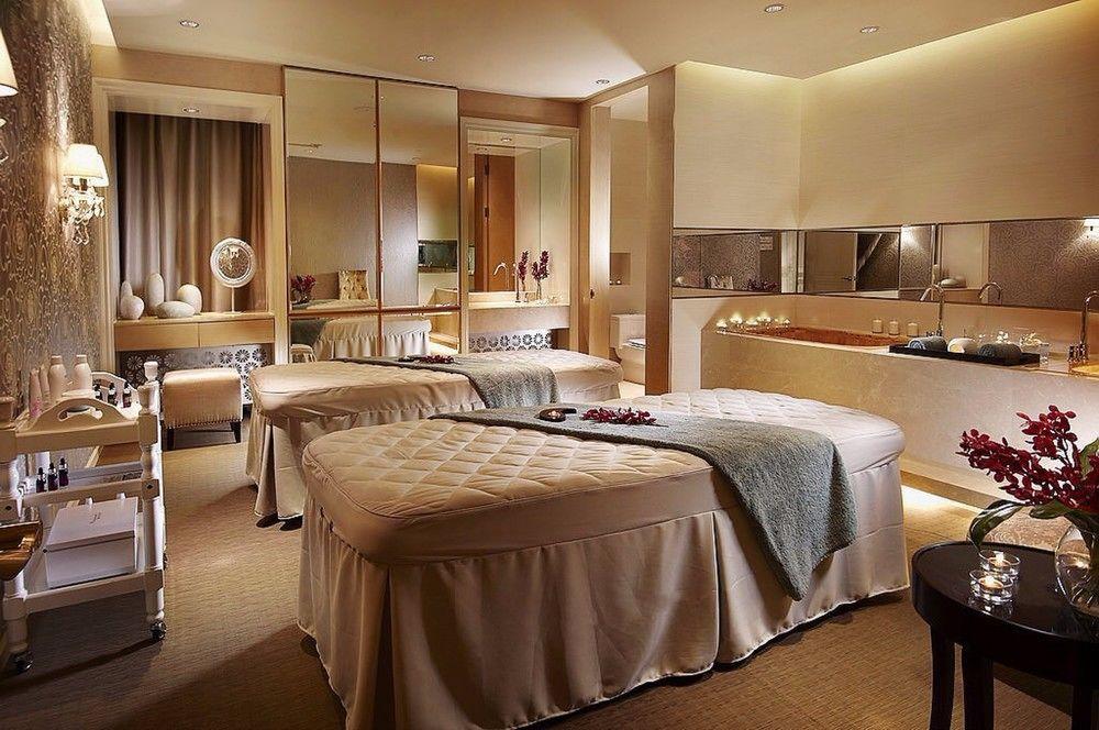 Oakwood Aparthotel 5*